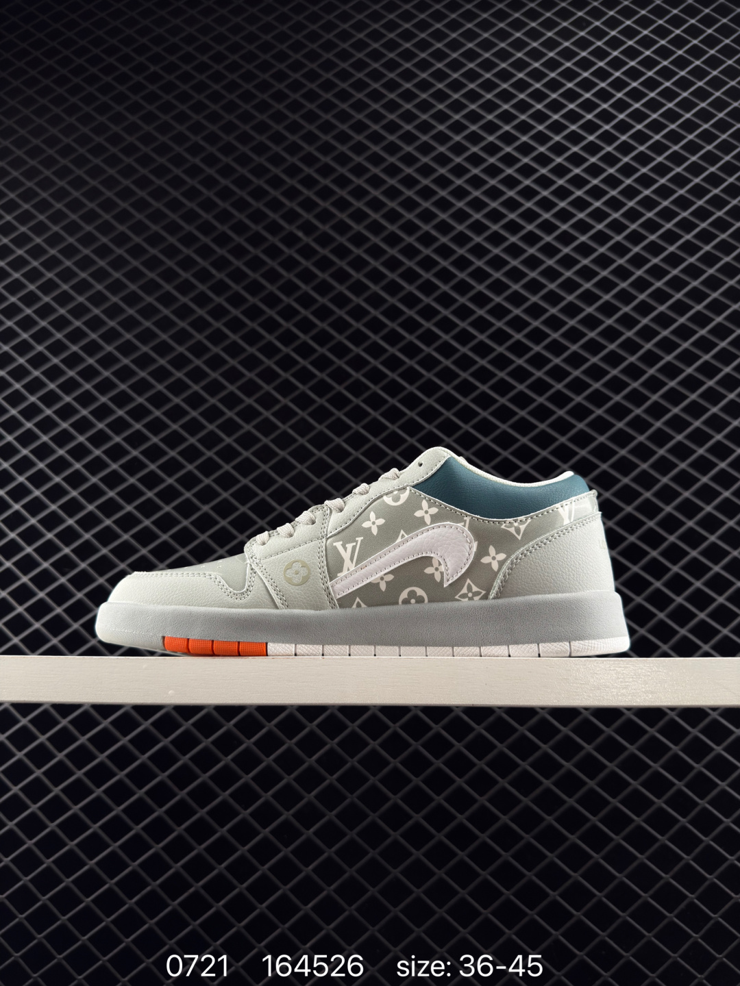 Louis Vuitton x Air Jordan 1 High